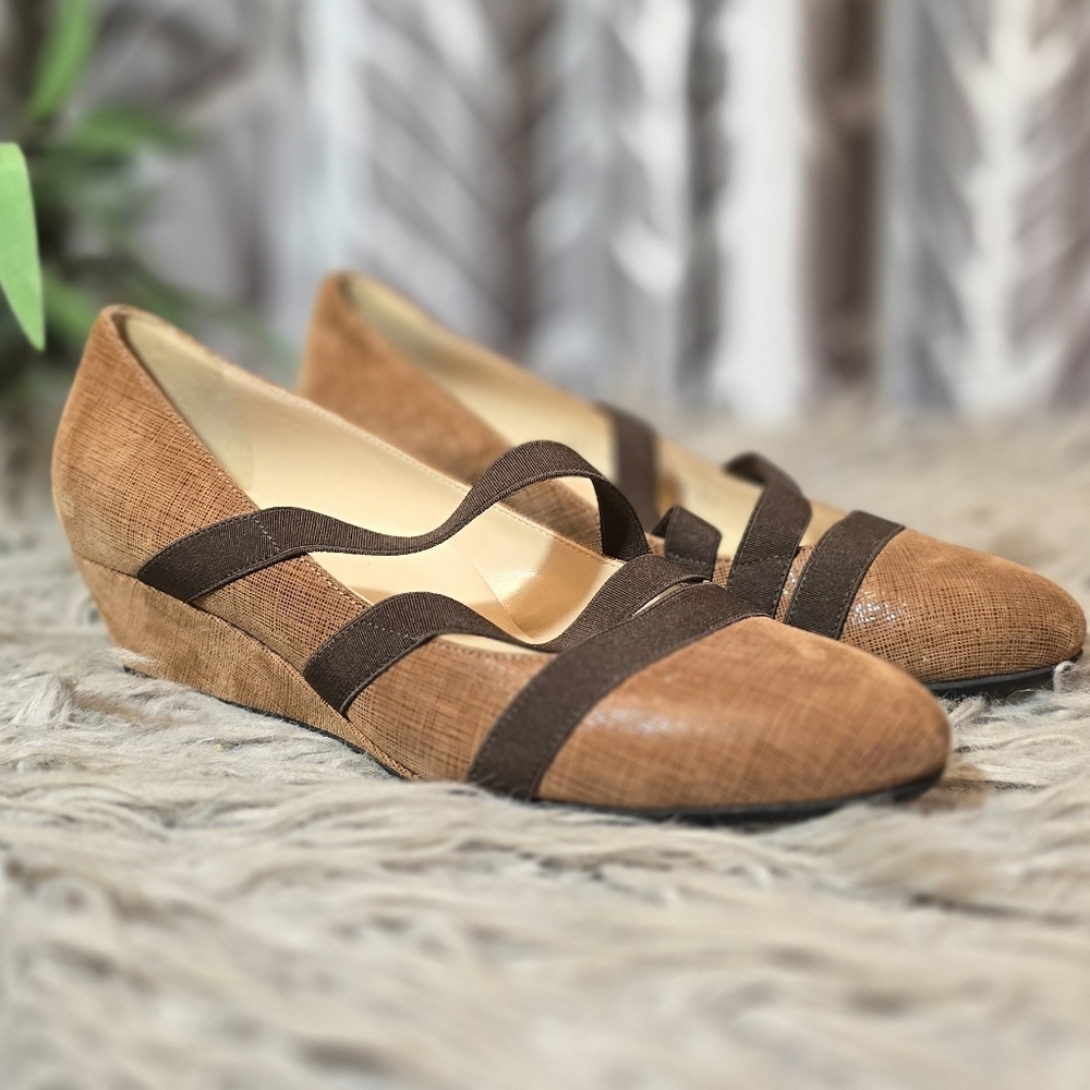 Ron White Flat Brown Womens Shoes